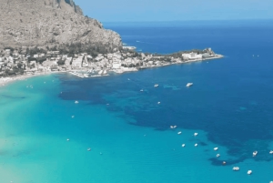 Palermo: Excursão diária de catamarã com almoço e snorkeling incluídos