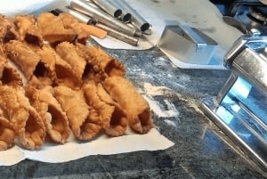 Palermo: Exclusive Sicilian cooking lesson at the home of a renowned Italian chef