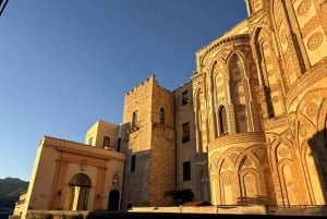 Palermo: Monreale, Catacombe e Mondello con cibo