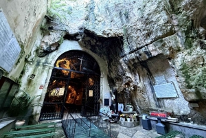 Palermo: Monreale, Catacombe e Mondello con cibo