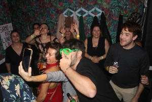 Palermo: Guided Bar Crawl with Shots and Discounts on Drinks