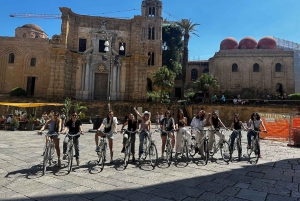 Palermo: Historiallinen keskusta Opastettu pyöräretki ja ruoanmaistelu