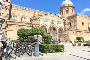 Palermo: Historiallinen keskusta Opastettu pyöräretki ja ruoanmaistelu