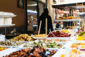 パレルモ：市場とモニュメント市内中心部のウォーキングツアー