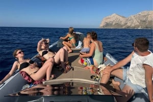 Palermo: Mondello & Isola delle Femmine båttur med drikke