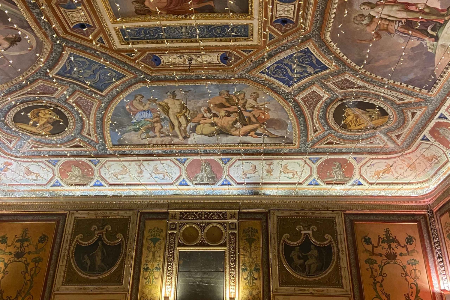 パレルモ：パラッツォの秘密と現代の暮らしを知る散策