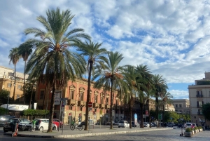 パレルモ：パラッツォの秘密と現代の暮らしを知る散策