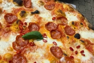 Palermo: clase de pizza y tiramisú con vino de calidad ilimitado