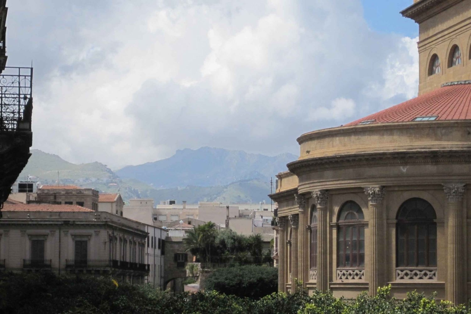 Palermo: Private Walking Tour with Sicilian Lunch