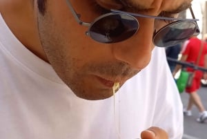 Tour gastronomico di Palermo: Piccolo gruppo con un locale