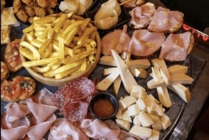 Palermo: Sizilianische Tapas-Erfahrung mit 3 Weinen und typischem Dessert