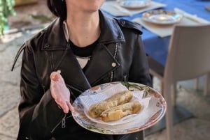 Palermo: Street Food Walking Tour with Local Guide & Tasting