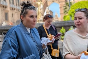 Palermo: Street Food Walking Tour with Local Guide & Tasting