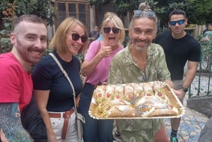 Palermo: Street Food Walking Tour with Local Guide & Tasting