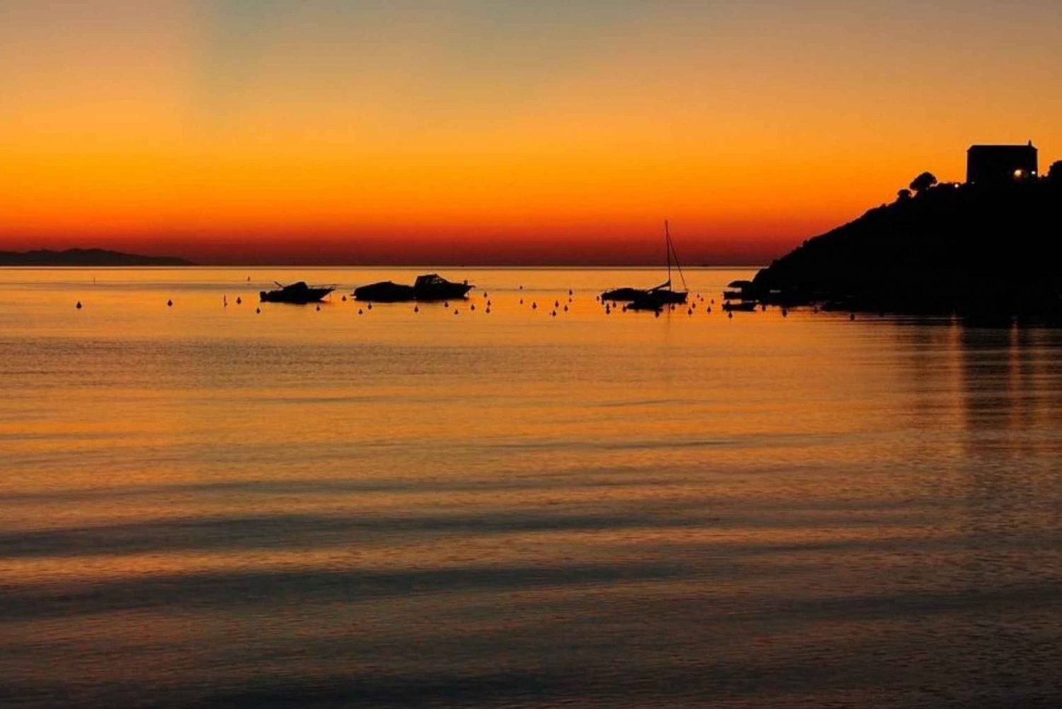 Palermo: Passeio de barco de luxo ao pôr do sol