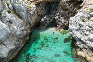 Palermo: passeio de barco entre grutas e paisagens de cortar a respiração