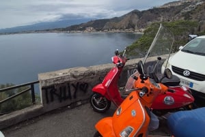 Panoramic Vespa tour of Taormina, Castelmola and White Lotus series locations