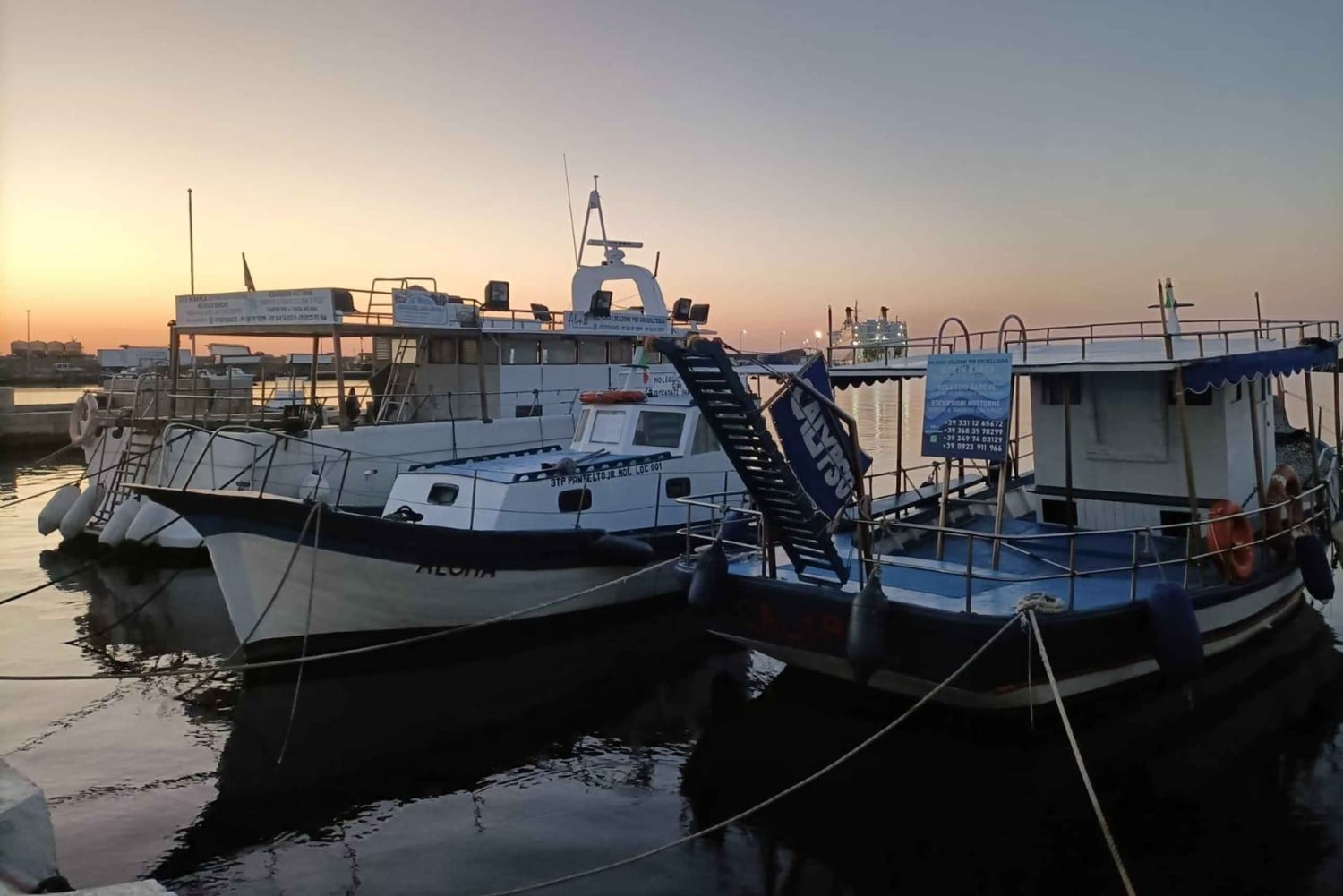 ПАНТЕЛЛЕРИЯ: ЭКСКУРСИИ ПО ОСТРОВУ НА ЛОДКЕ ВОКРУГ ЧЕРНОЙ ЖЕМЧУЖИНЫ СРЕДИЗЕМНОМОРЬЯ