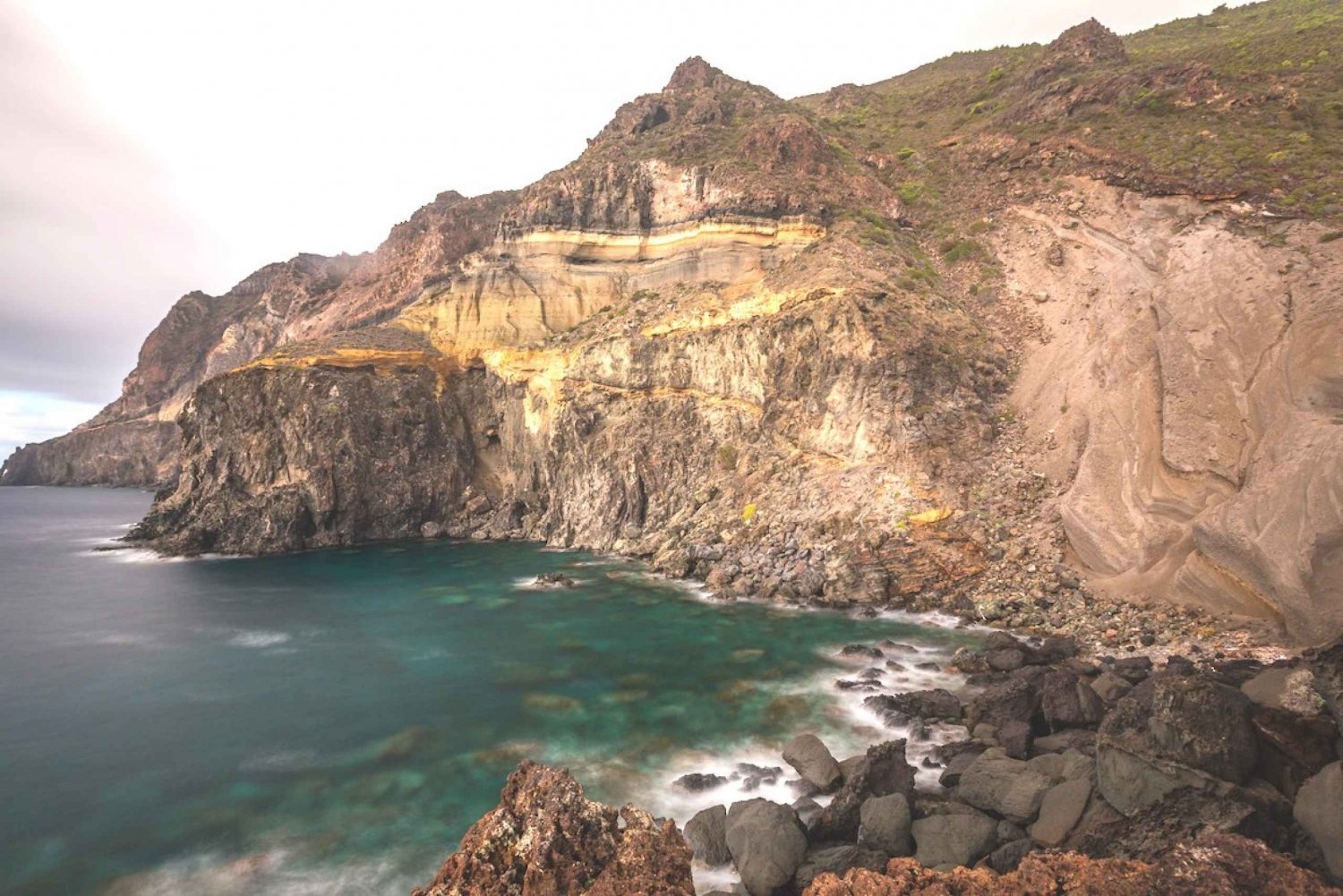 Pantelleria: Nature's Spa Guided Tour with Mud Treatment
