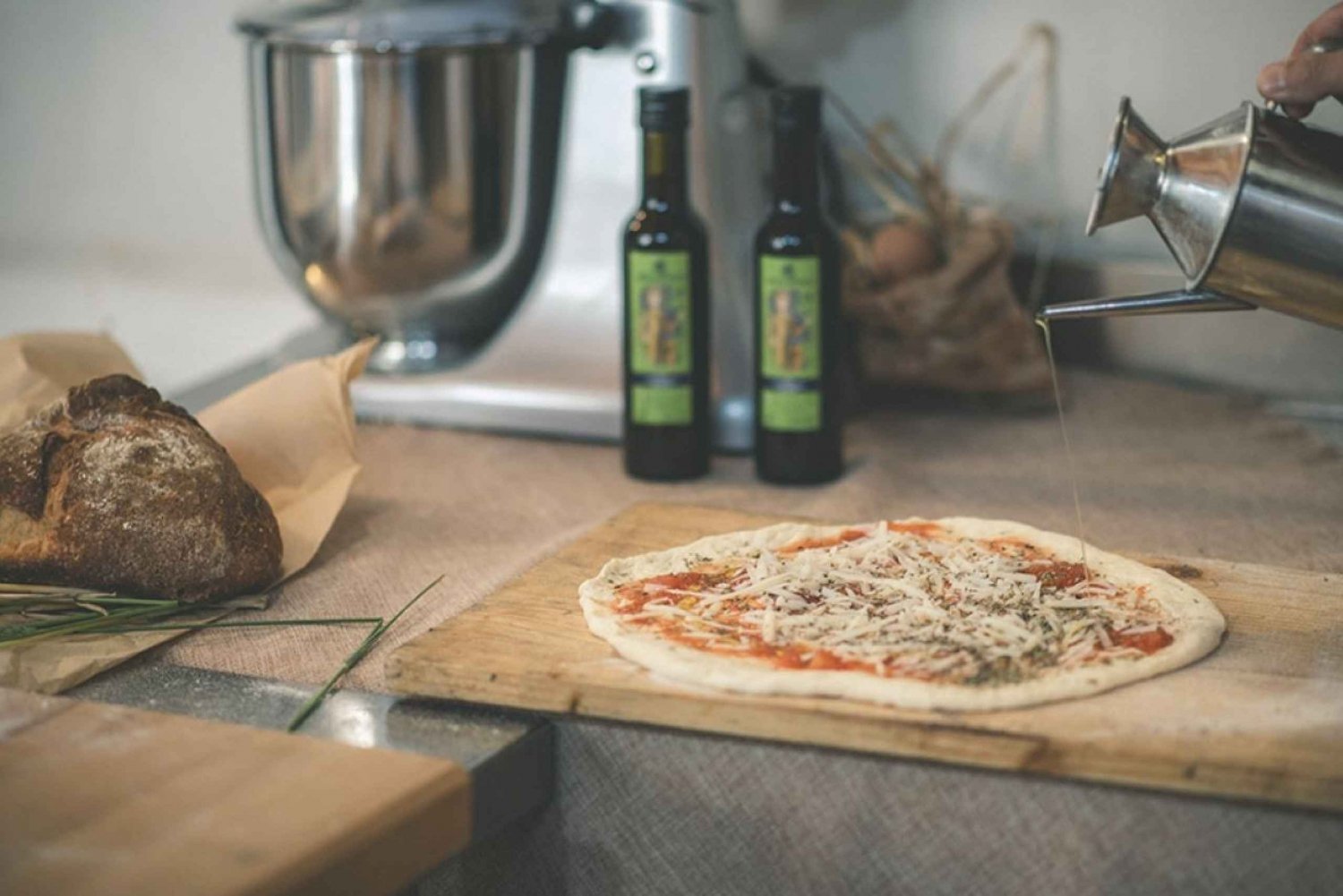 Partinico: Pizza-Making Class on an Organic Farm with Wine