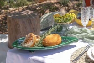 Pic nic in a country house in Palermo