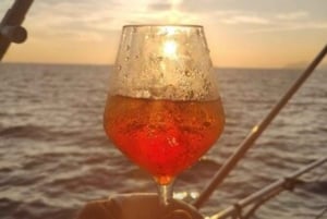 Polignano a Mare: boottocht, bezoek aan de grotten met Spritz