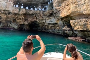 Polignano a Mare: boottocht, bezoek aan de grotten met Spritz