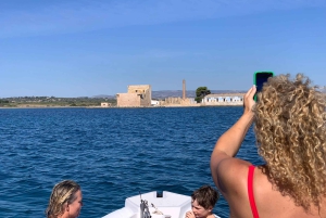 Avola: Private Boat Tour to Marzamemi & Ciriga Sea Stacks