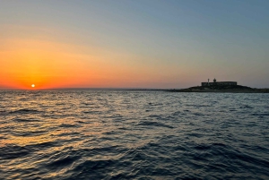 Avola: Private Boat Tour to Marzamemi & Ciriga Sea Stacks