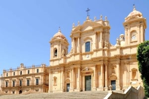 Tour privato di un giorno a Siracusa e Noto da Catania