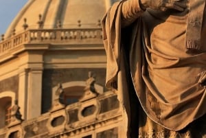 Visite privée à Catane : histoire, marché aux poissons et récits locaux