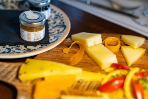 Ragalna: Etna Wine Tasting Experience with Sicilian food