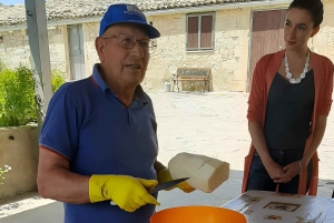 Ragusa: Ricotta-Herstellung auf einem Bauernhof mit Abendessen