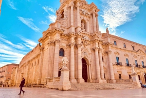 Religious Tour between Syracuse and Noto: Between Faith, History and Baroque Wonders