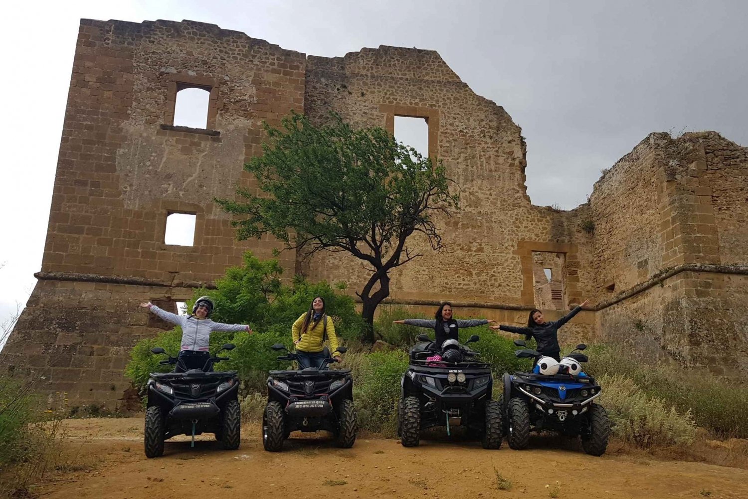 Ribera: Quad bike tour to Poggiodiana Castle & surroundings