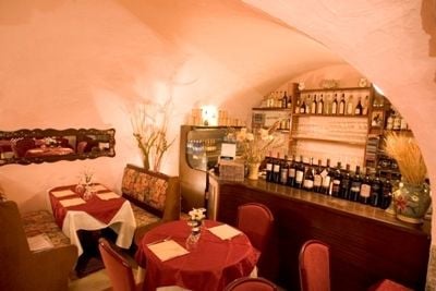 Ristorante Le Chat Noir In Sicily My Guide Sicily