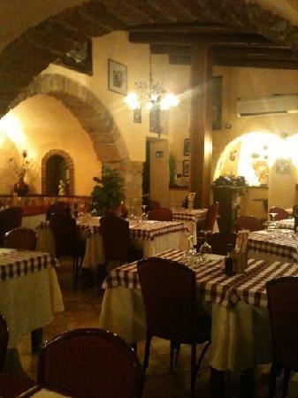 Ristorante Le Chat Noir In Sicily My Guide Sicily