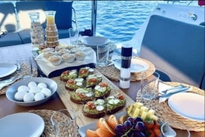 Sail & Dine: Palermo Brunch Cruise with Sicilian Flavors