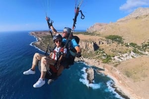San Vito Lo Capo: Tandem-Gleitschirmflüge, Fotos und Videos