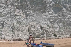 SCALA DEI TURCHI IM KAJAK – Abenteuer auf dem Meer mit Lehrer