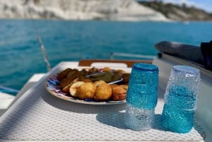 Scala dei Turchi sailing journeys with Yolo Cruises