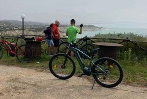 Scala Dei Turchi: E-BIKE TOUR Praias escondidas, mar, relaxamento [+SNORKELING ]