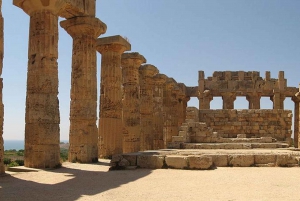 Segesta and Selinunte full day tour from Trapani