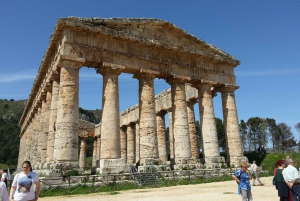 Segesta and Selinunte full day tour from Trapani