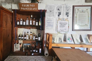 エトナ村巡り:リコッタ&ワイン試飲付きランチ