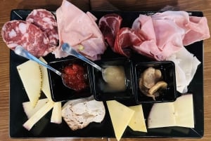 Palermo: Craft beer tasting with food samples at High Hops