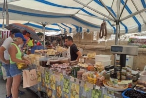 Syrakuzy: Wycieczka piesza z degustacją ulicznego jedzenia w Ortigii