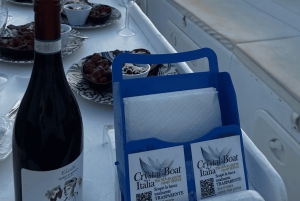 Siracusa: Prova de vinhos em barco com visita guiada e comida gourmet