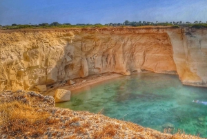 Tour met snorkelen bij de zeegrotten en het eiland Ortigia