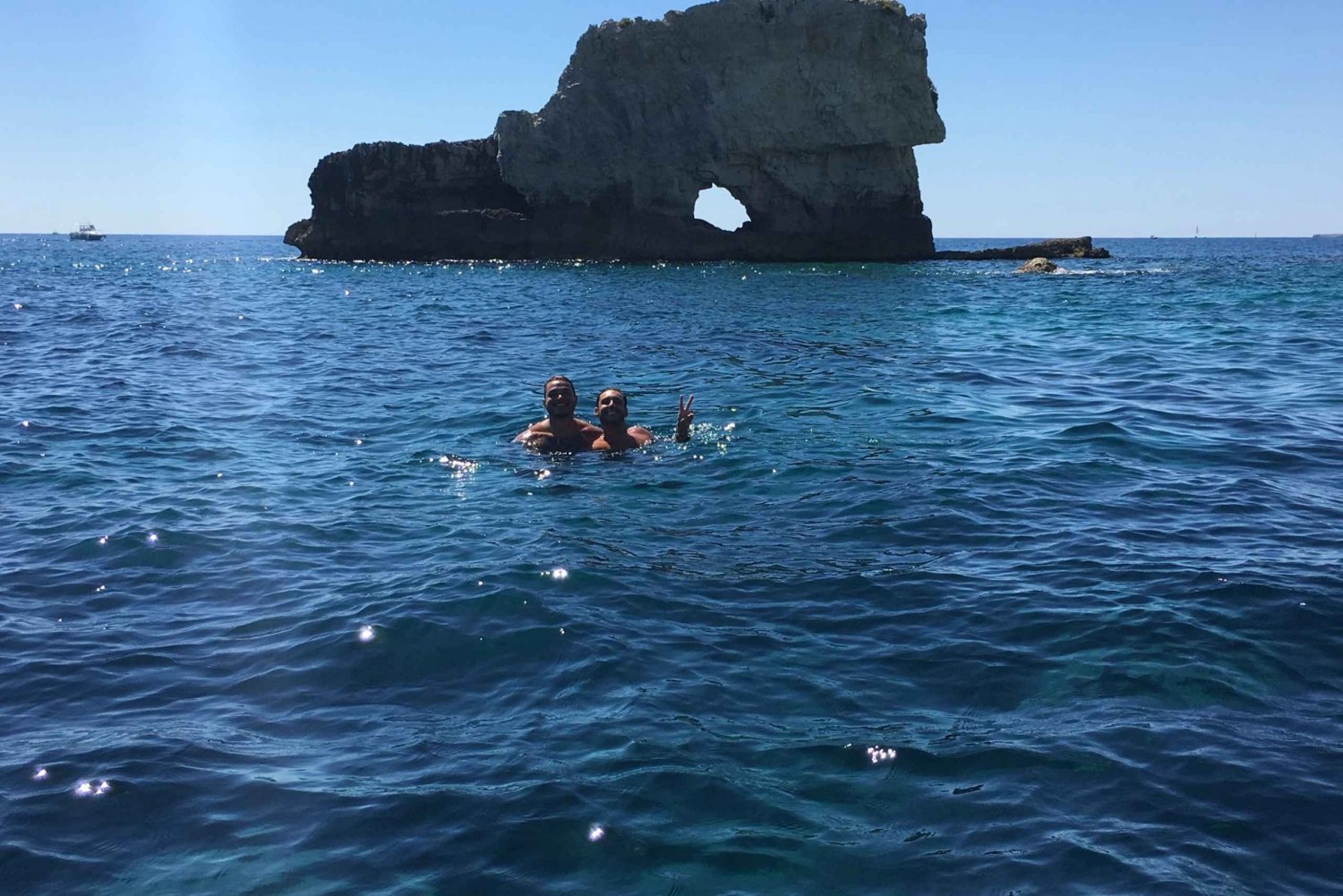 Syracuse: Boat Trip of Ortigia Island and Sea Caves